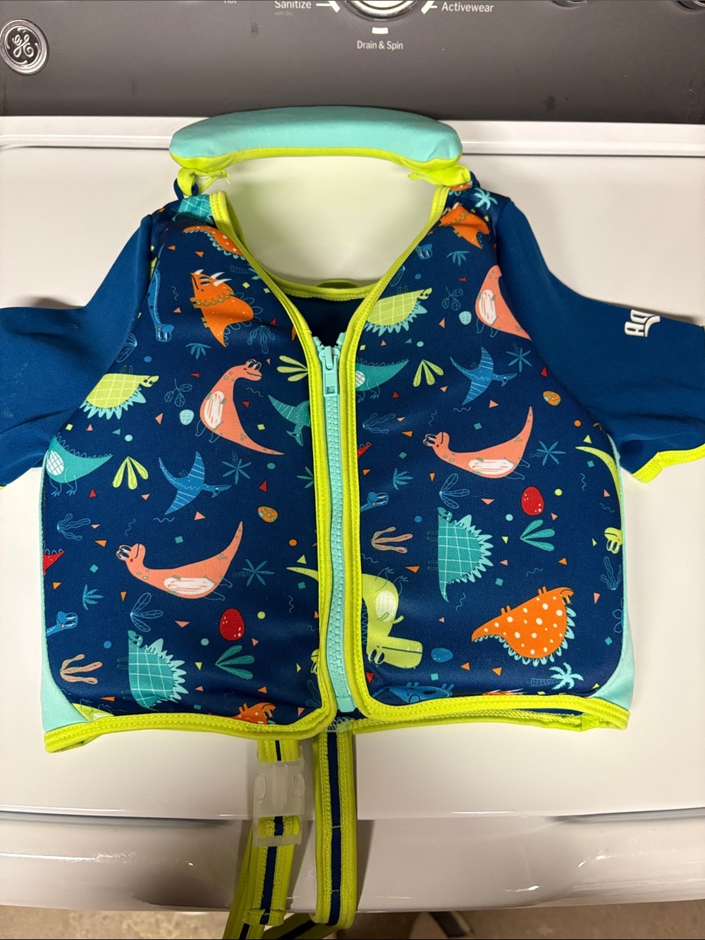 Kids Swim Vest with Dino Print -4-6 Yrs
